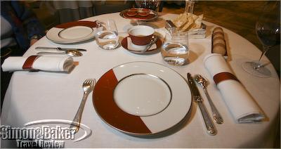 A table setting at Restaurant Alain Ducasse au Plaza Athenee