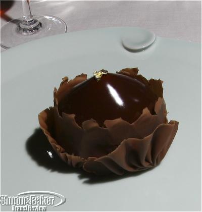 Chocolate dessert