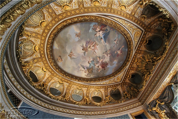 The ceiling of the Queens Theater