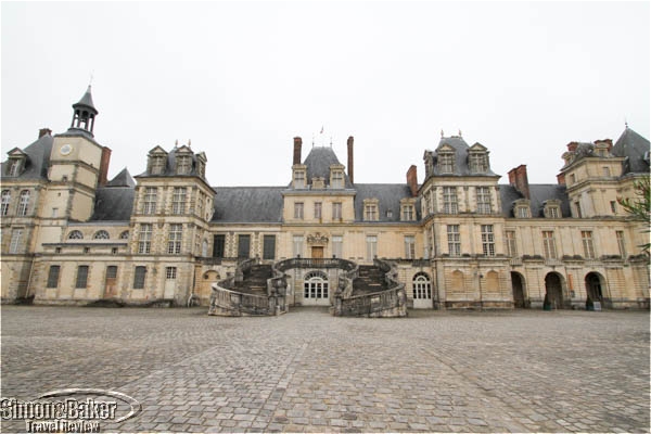 Fontainebleau Castle from the gate