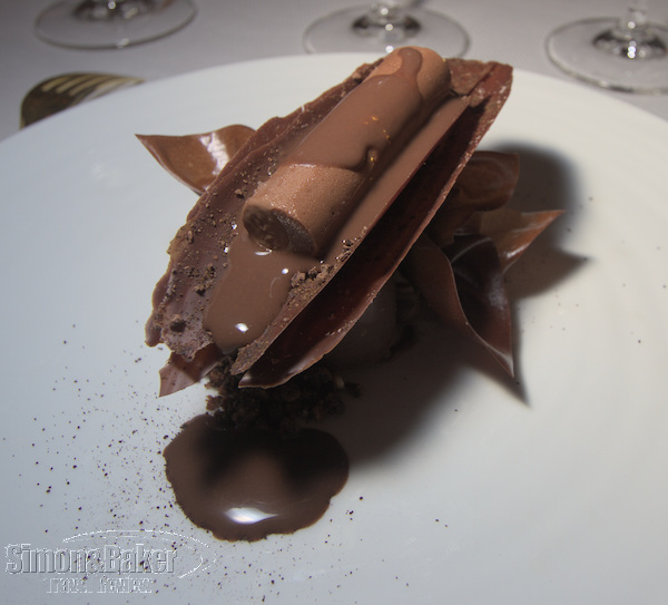 Update – Paris fine dining restaurant